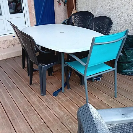 Maison De A Quelques Pas Des Remparts بيت للعطل