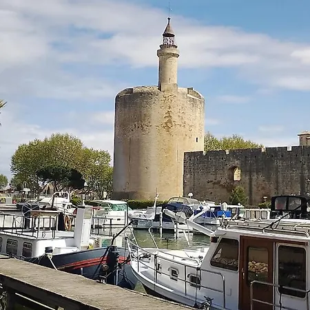 Maison De à Quelques Pas Des Remparts *