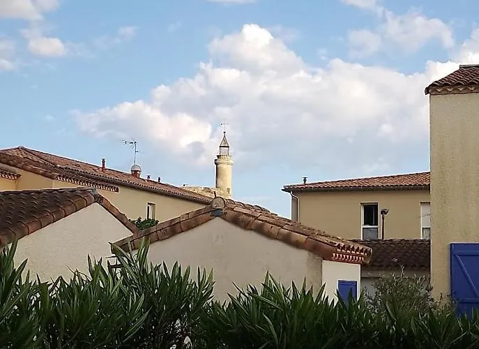 Maison De à Quelques Pas Des Remparts Aigues-Mortes