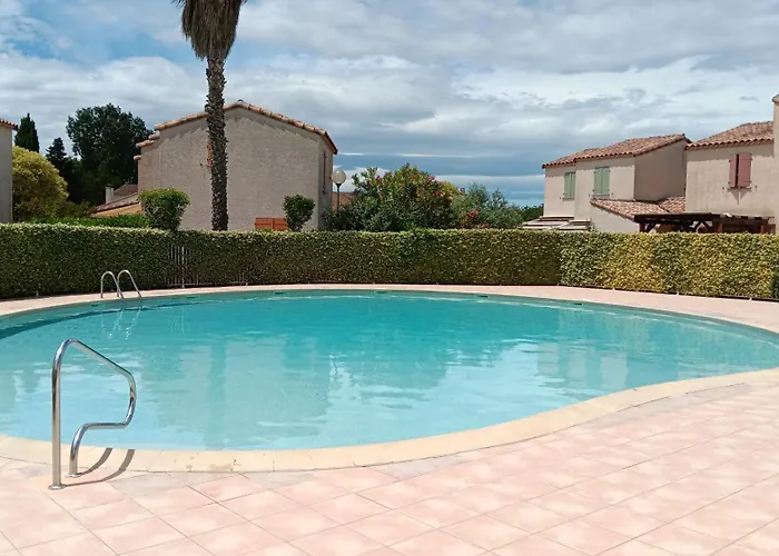 Casa de Férias Maison De à Quelques Pas Des Remparts *